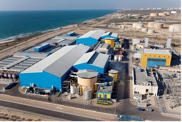 https://upload.wikimedia.org/wikipedia/commons/thumb/8/88/Ashqelon_desal.jpg/640px-Ashqelon_desal.jpg