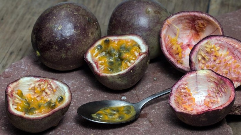 passion fruit to keep brain young http://maxpixel.freegreatpicture.com/Fruit-Passion-Fruits-Passion-Fruit-Still-Life-1462267